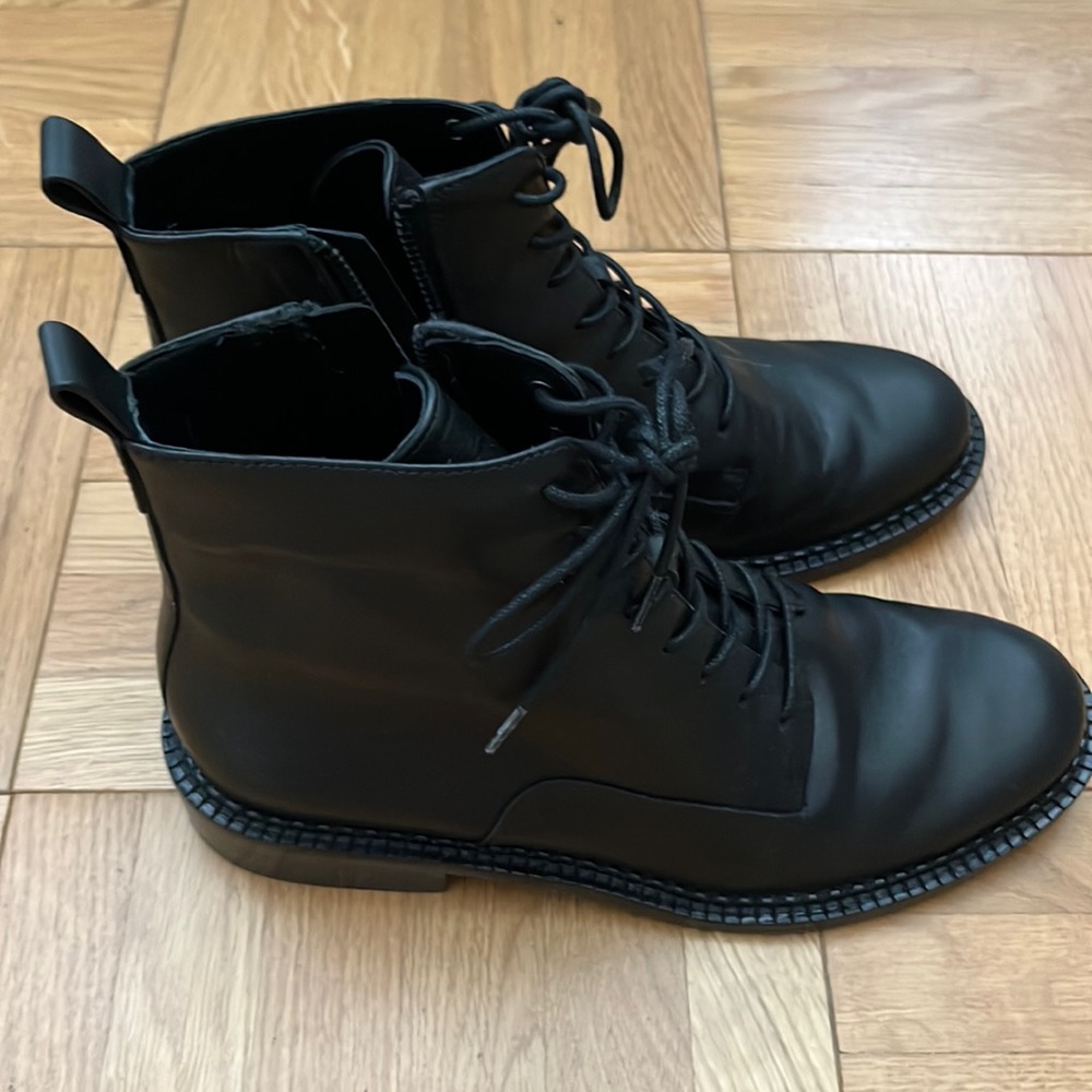 Vince Cabria Boots